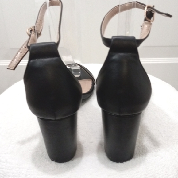 Dream Pairs Chunky heal,Ankle Strap, Open Toe Sandals 3" heel, Sz 7 - Picture 3 of 8